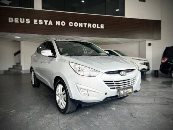 HYUNDAI IX35 2.0 MPI 4X2 16V FLEX 4P AUTOMÁTICO HYUNDAI IX35 2.0 MPI 4X2 16V FLEX 4P AUTOMÁTICO